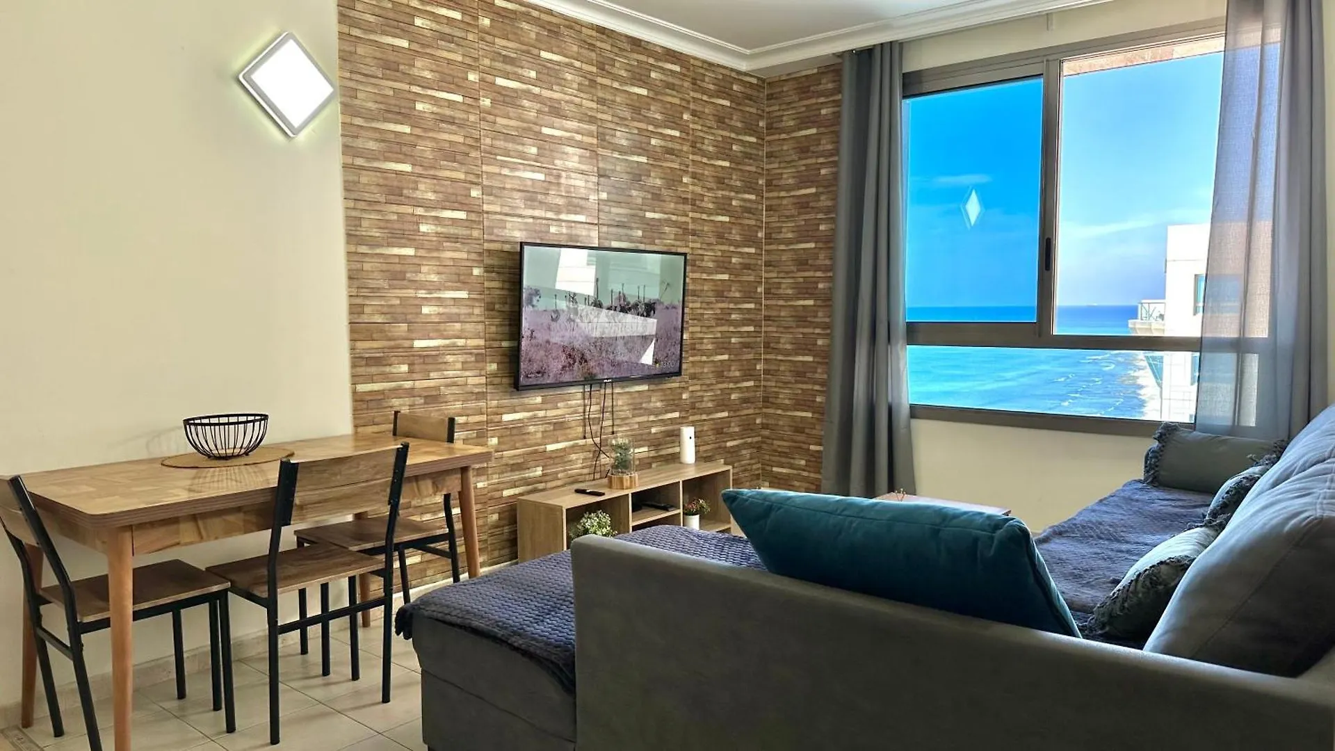 חיפה Apartment With Sea View